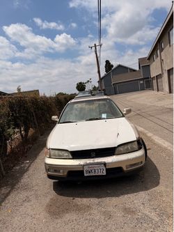 Honda accord 1994 EX salvage