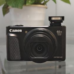 Canon PowerShot SX740 HS