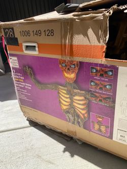 Home Accents Holiday 12 ft Inferno Pumpkin Skeleton