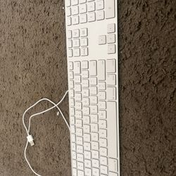 Apple Keyboard