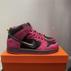 Nike dunks Run The Jewels size 10