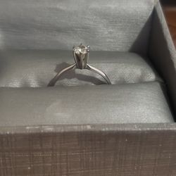 1 CT. Diamond Solitaire Engagement Ring Size 7.5