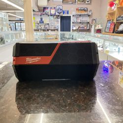 Milwaukee Wireless Speaker