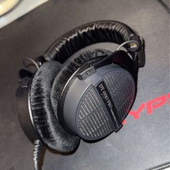 Beyerdynamic DT 990 Pro