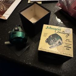 Vintage Johnson Century, spinning reel, new inbox