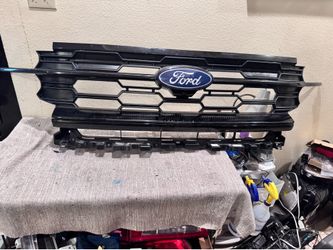 2025 to 2026 FORD EXPEDITION GRILL
