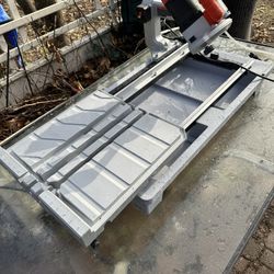 DIAMONDBACK 10 Amp, 7 in. Wet Tile Saw with Sliding Table