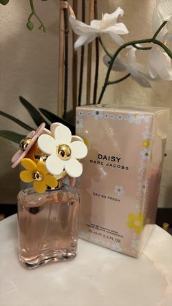 Daisy Marc Jacobs