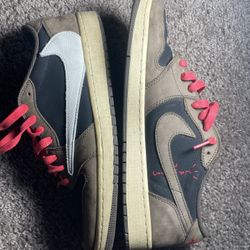 Travis Scott 1s