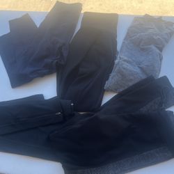 Sport Leggings Small 7 Pieces $25.00 Firm