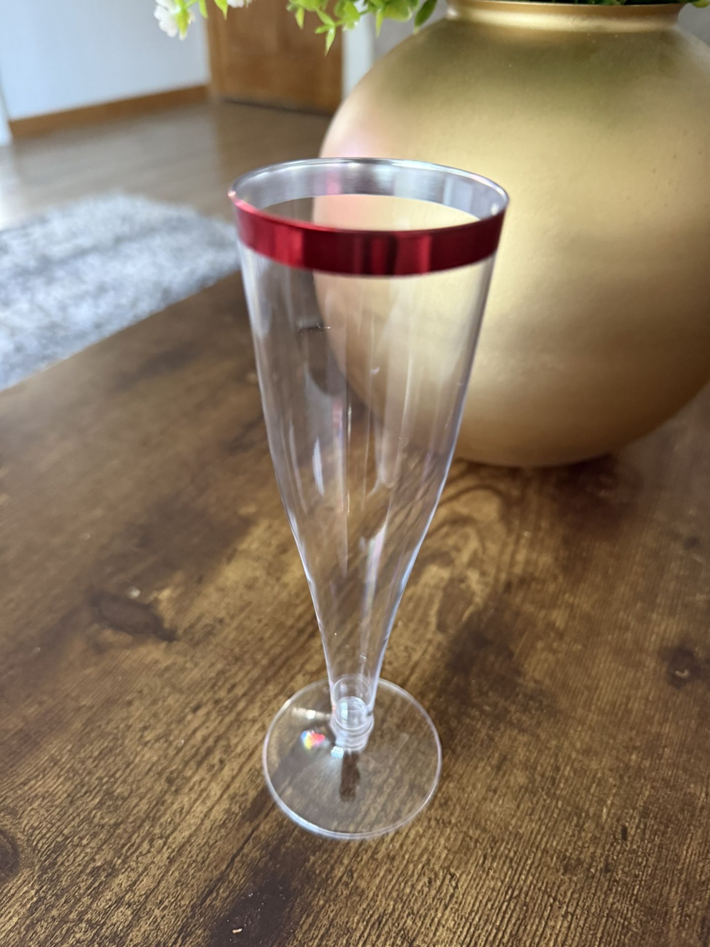 Zubebe 100 Pcs Clear Plastic Cups Plastic Champagne Flutes 4.5oz Red Classic Champagne, Wedding Party, Toasting, Cocktail Cups, Bulk, Home Toasting, D