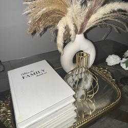 Table Decor & Center Piece