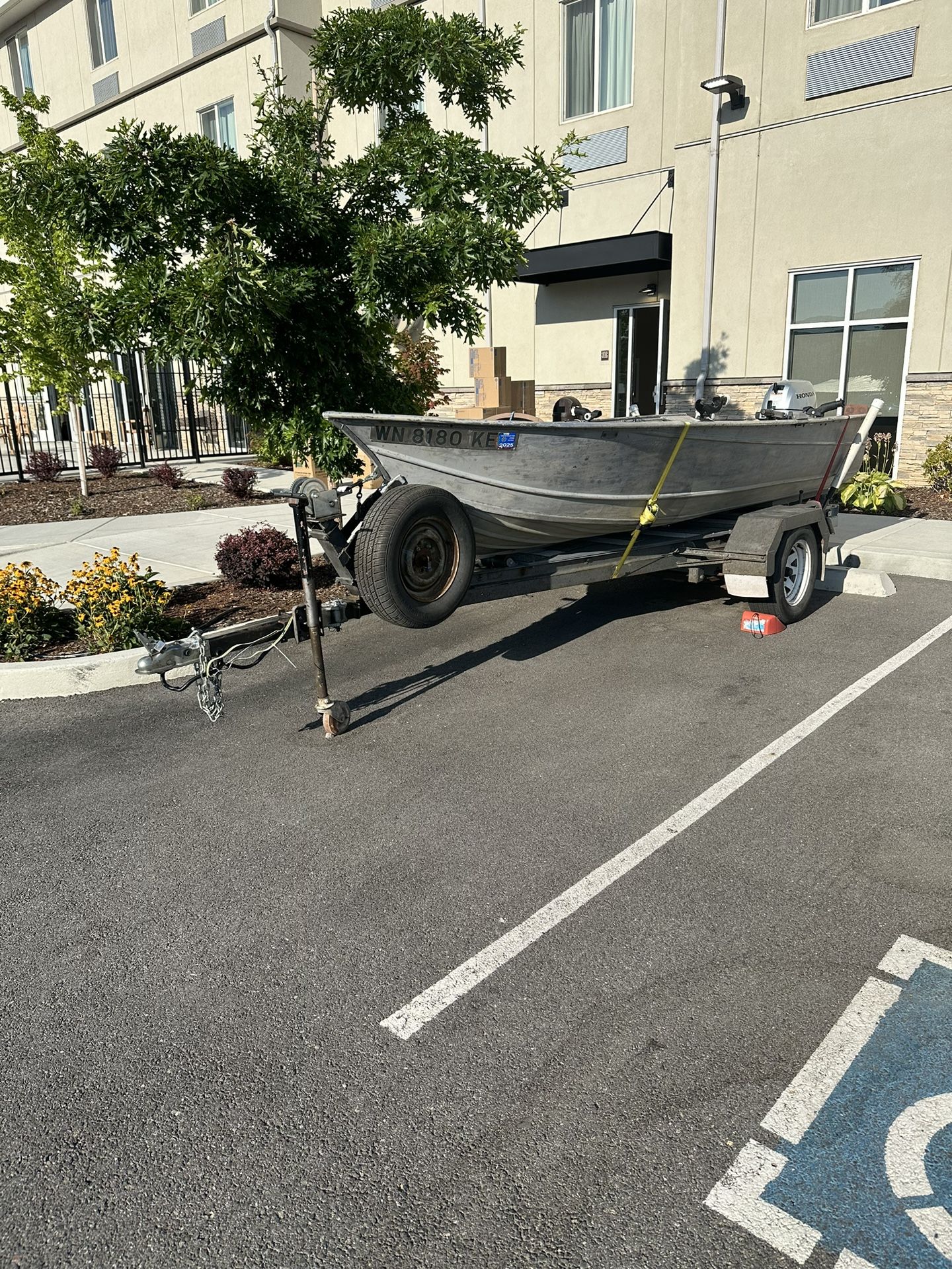 14” Aluminum Boat And Trailer