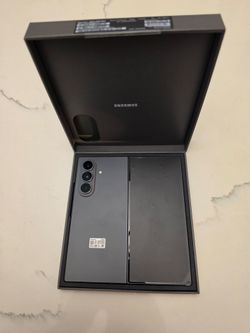 Samsung Galaxy z fold 8 ultra