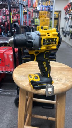 DEWALT 20V XR Lithium-Ion Cordless Brushless 1/2 in. Drill/Driver (TOOL ONLY)