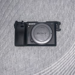 Camera Bundle, Sony A6400 +3 Batteries And Charger +Cold Shoe Mounts +Lens Cleaning Kit +Godox TT350S Flash And Batteries 