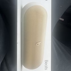 Beats Pill