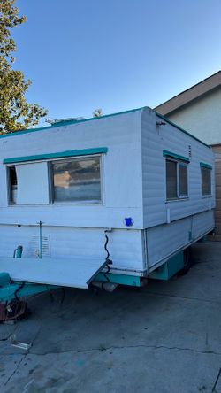 Trailer / Traila