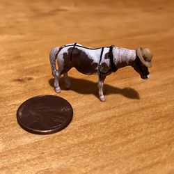 Miniature Collectible Horse For Mini Railroads And Such
