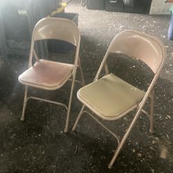 Folding Chairs 