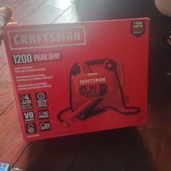 Craftsman 1200 Peak Amp Jumpstarted/ Portable Power Station 