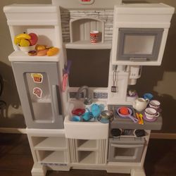 Play Kitchen 