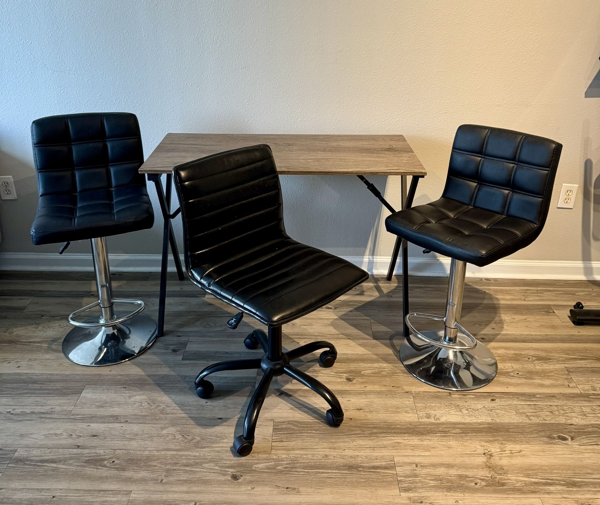 Folding Computer Desk + Chair + 2 Stools