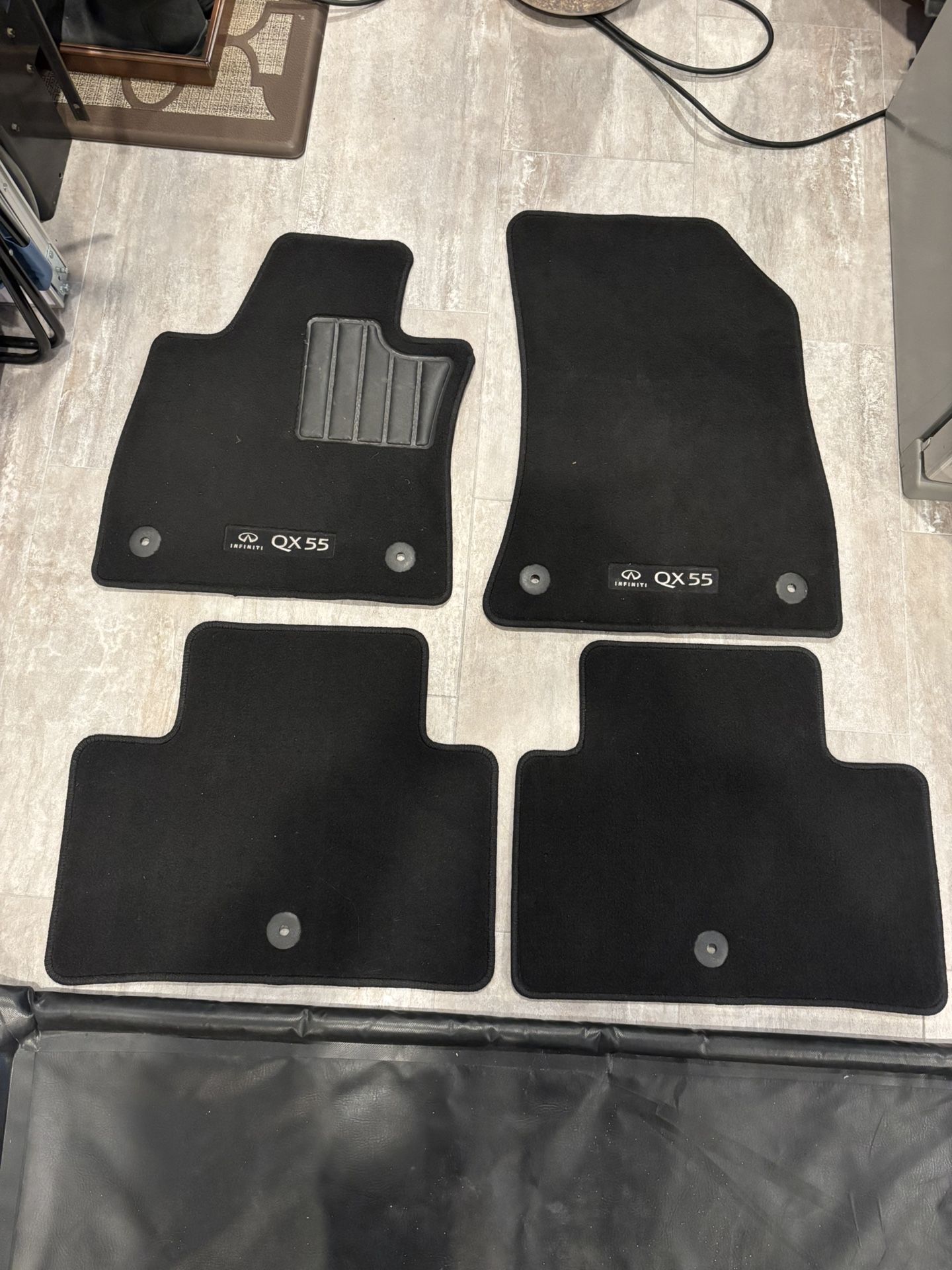 Car Mat Set