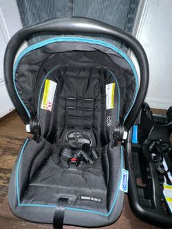 Graco snug ride 35 lite Infant car seat with base