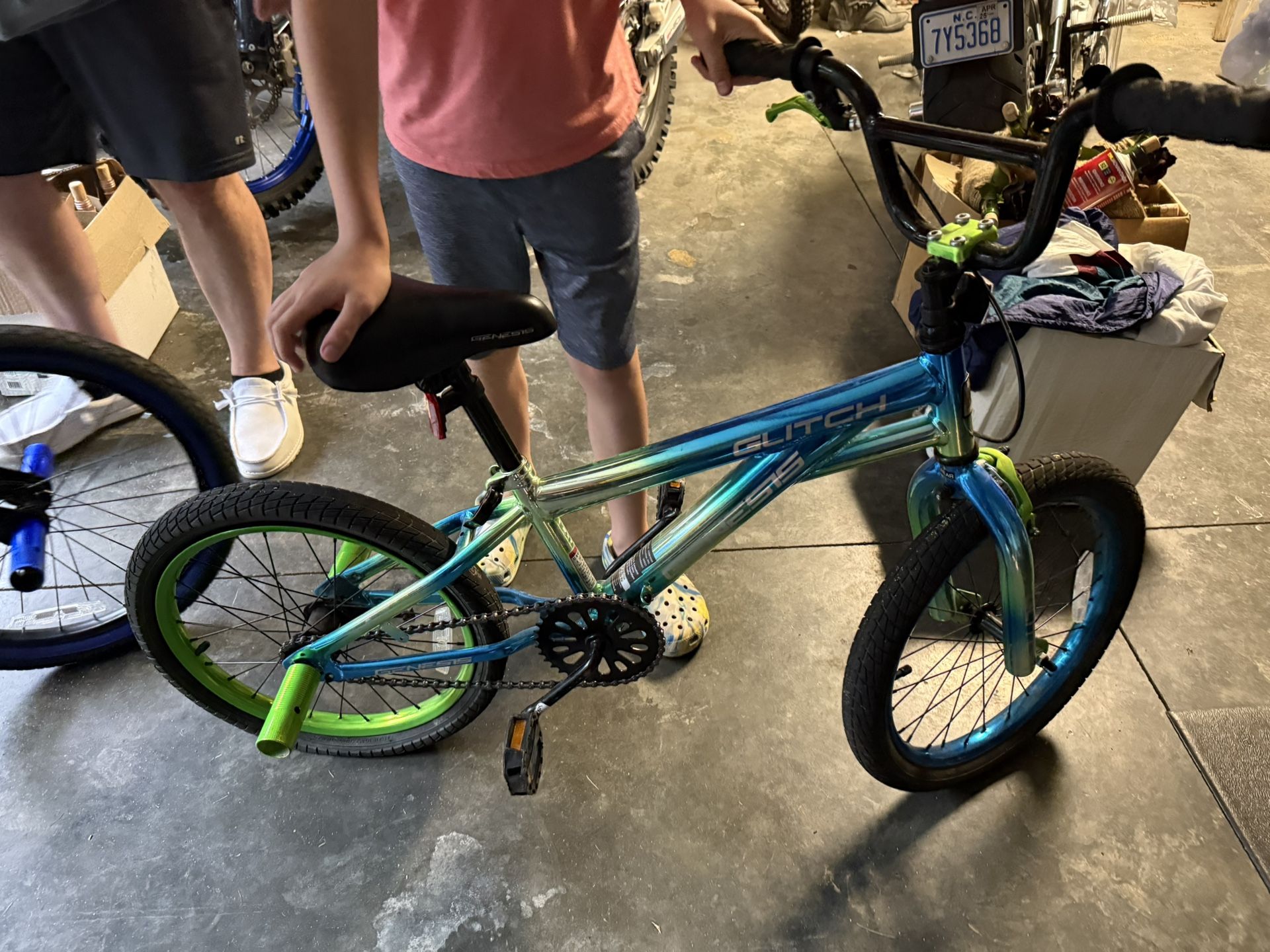 bike needs back tire