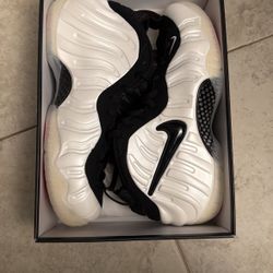 Nike Foamposite Size 11.5