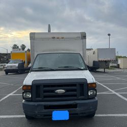 Ford E-350 SUPER Duty 2014