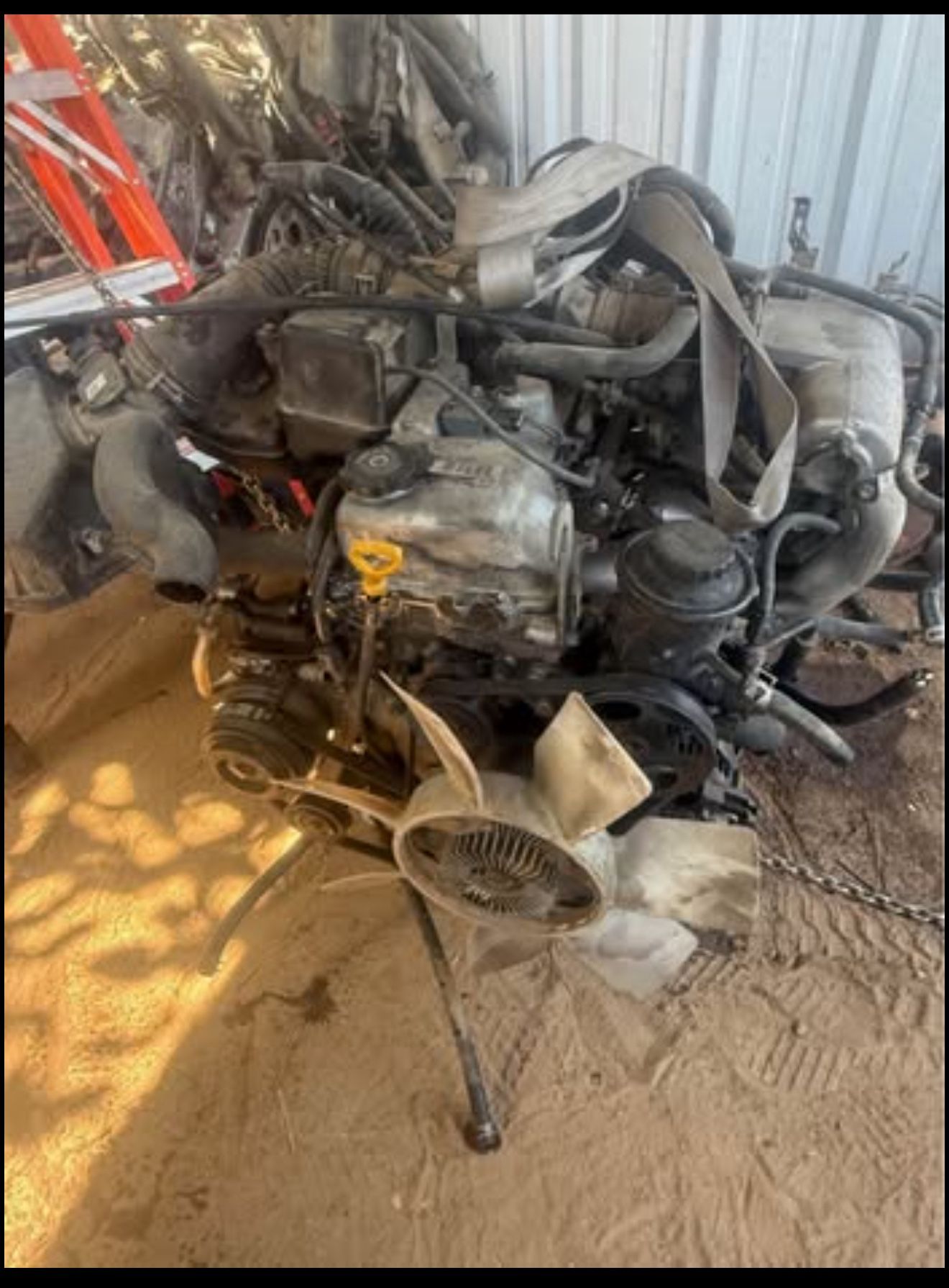 2001 Toyota Tacoma Motor with Transmission 2.4
