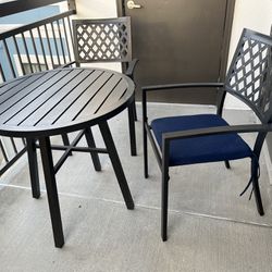 Patio Furniture Set - 2 chairs & table