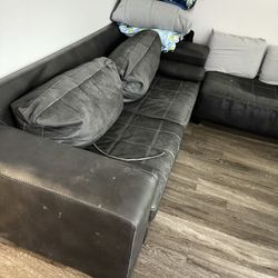 Couch + Pull Out Bed 