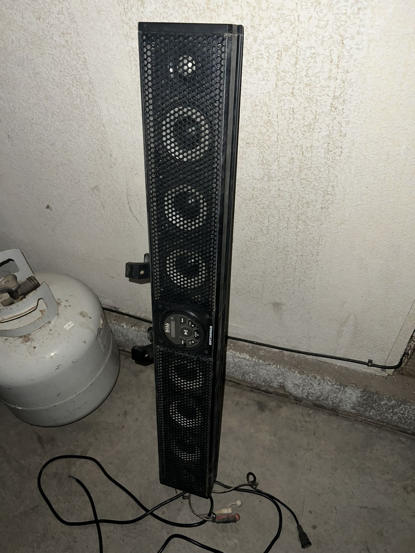 BOSS Soundbar