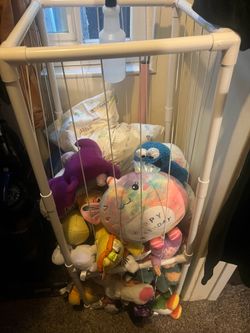 Stuffed animal organizer