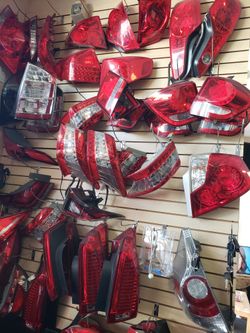 2000 to 2014 Hoda Accor taillights toyota Nissan ford