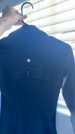 Black Lululemon size 3