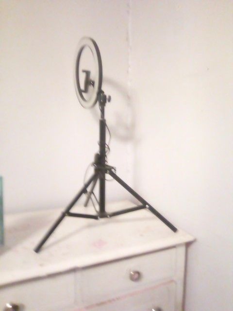 Phone Lamp To Take Pictures 