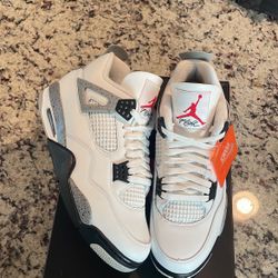Nike Air Jordan 4 ‘White Cement’