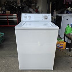 Washing Machine / Lavadora