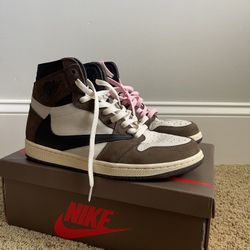 Travis Scott Jordan 1
