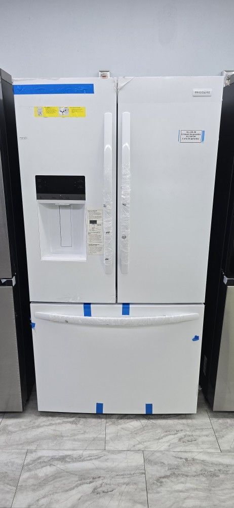 New Refrigerator Refrigerador  nuevo 
 Warranty Garantia Por Escrito 20 años 
Garantizando cada producto que vendemos