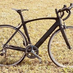 Carbon Fiber road bike + Trainer + Wahoo element Bolt