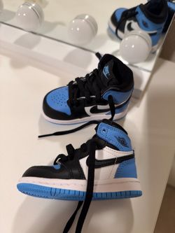 New baby shoes
