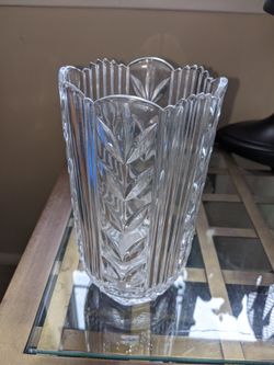 Glass vase