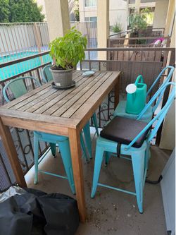 Outdoor table