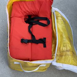 4 Adult Life Vests with Bag