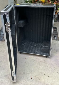 Large Professional Rolling Flight Case – Heavy Duty